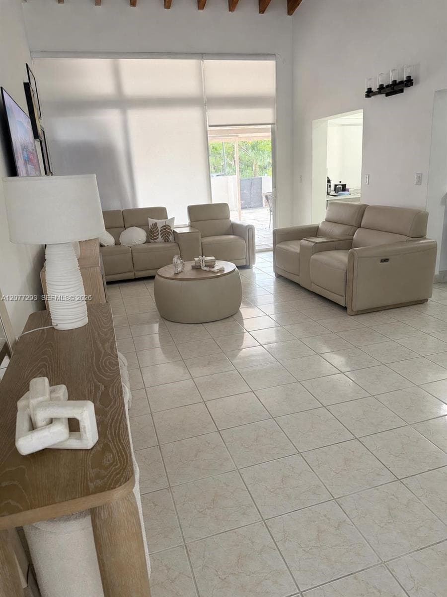 9171 Fontainebleau Blvd # 5, Miami, FL 33172 — zdjęcie 2