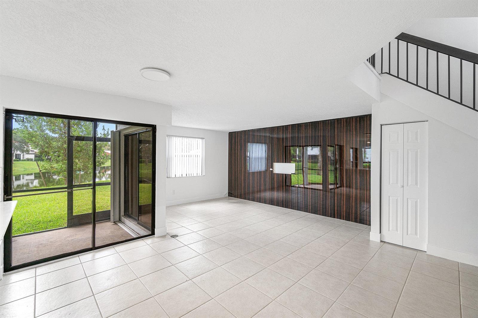 439 NW 36TH Avenue, Deerfield Beach, FL 33442 — zdjęcie 5