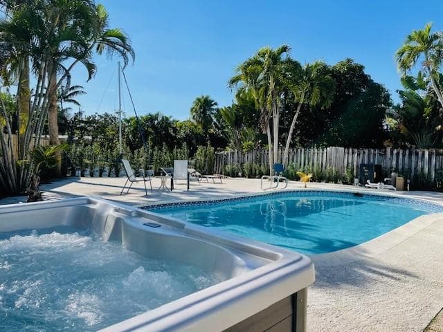 2401 ANDROS Lane, Fort Lauderdale, FL 33312