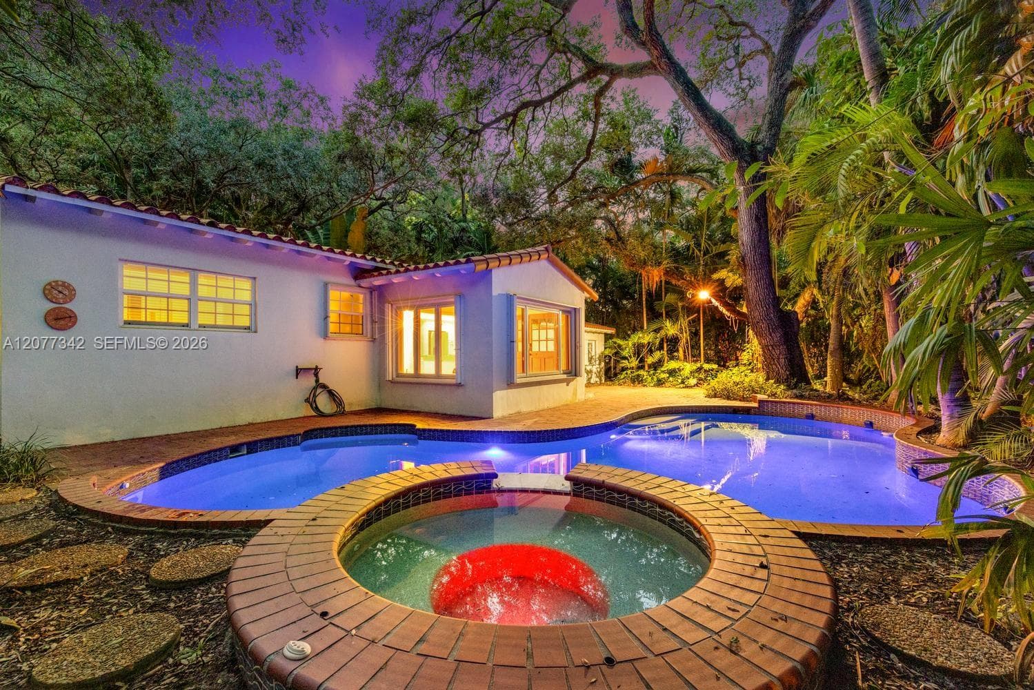 5111 Maggiore St, Coral Gables, FL 33146 — zdjęcie 3