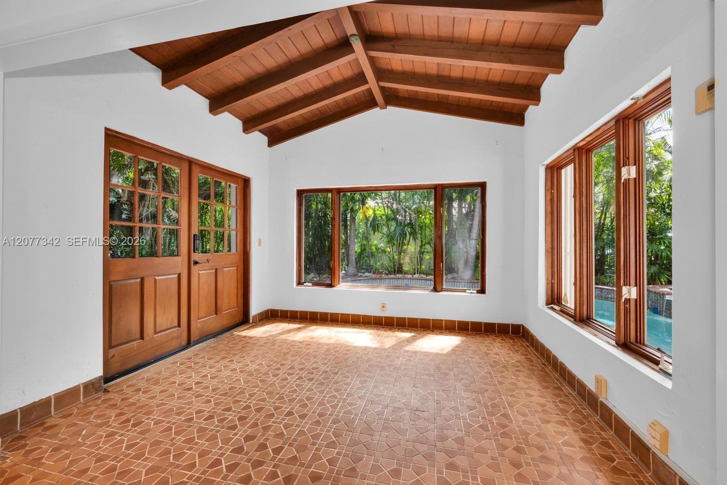 5111 Maggiore St, Coral Gables, FL 33146 — zdjęcie 4