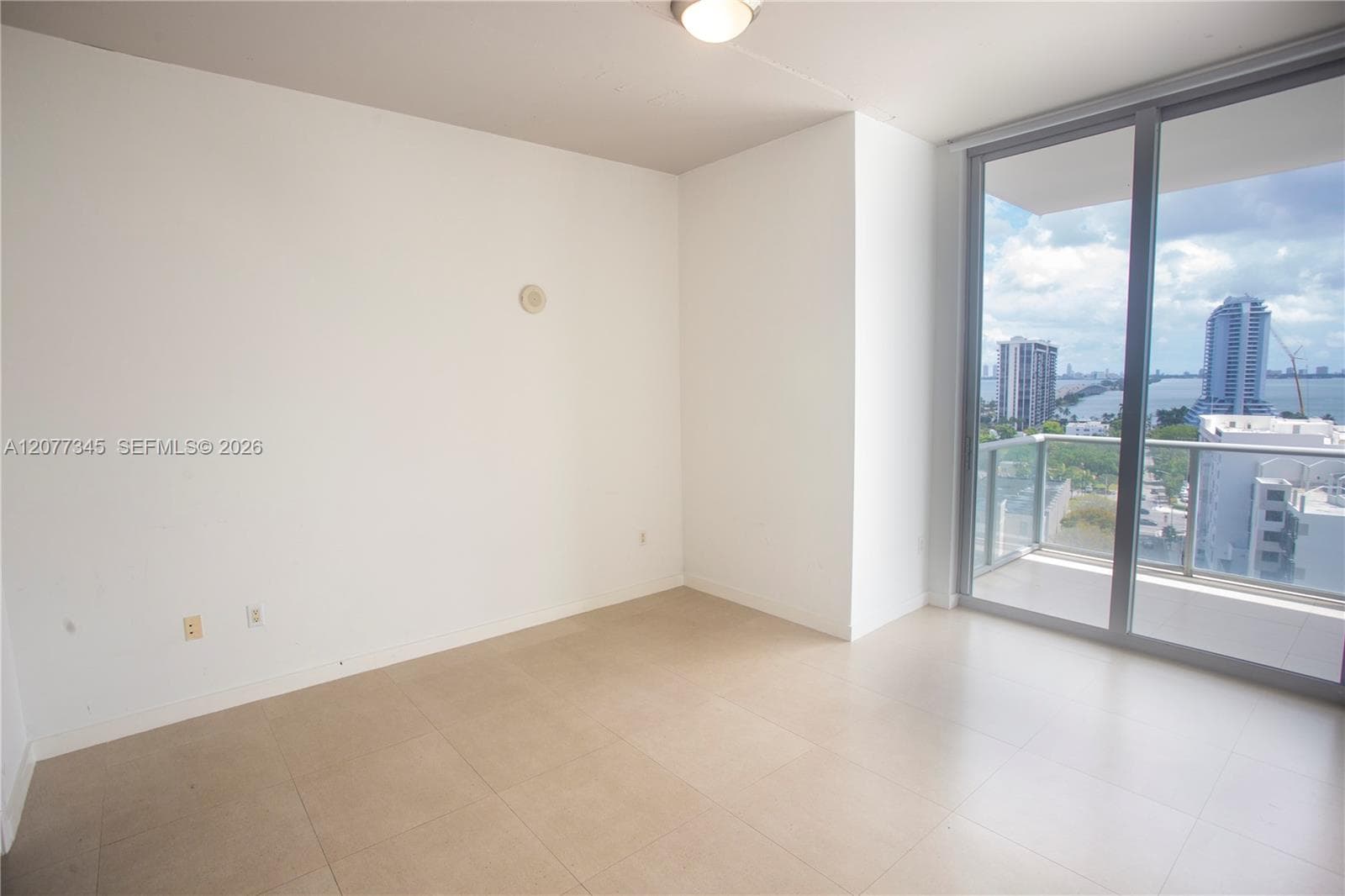 3470 E Coast Ave # H1213, Miami, FL 33137 — zdjęcie 4