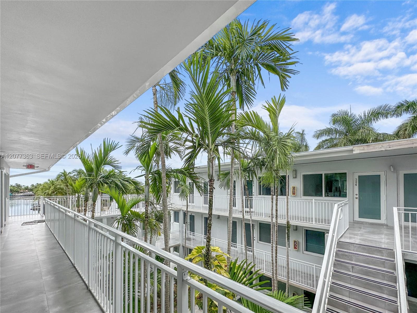 2430 NE 135th St # 103, North Miami, FL 33181 — zdjęcie 5