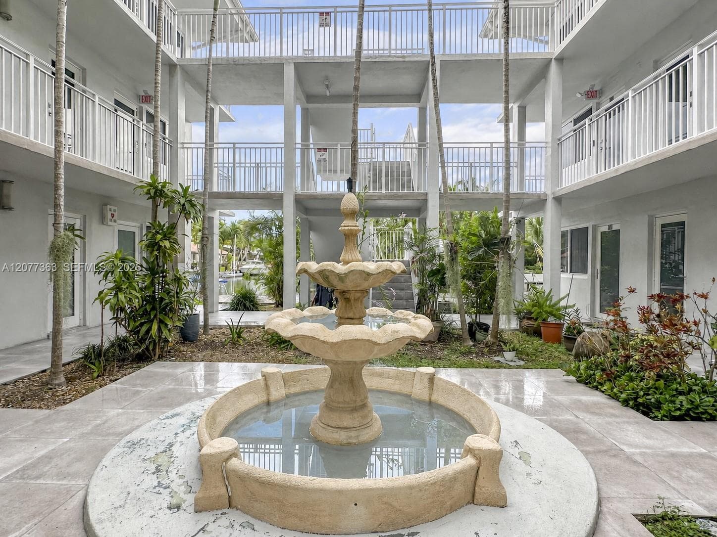 2430 NE 135th St # 103, North Miami, FL 33181 — zdjęcie 4