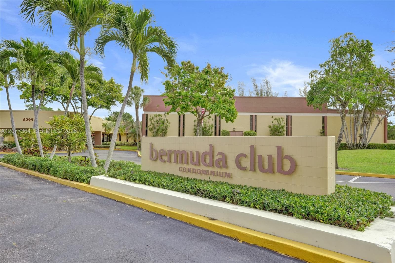 5961 NW 61st Ave # 310, Tamarac, FL 33319 — zdjęcie 2