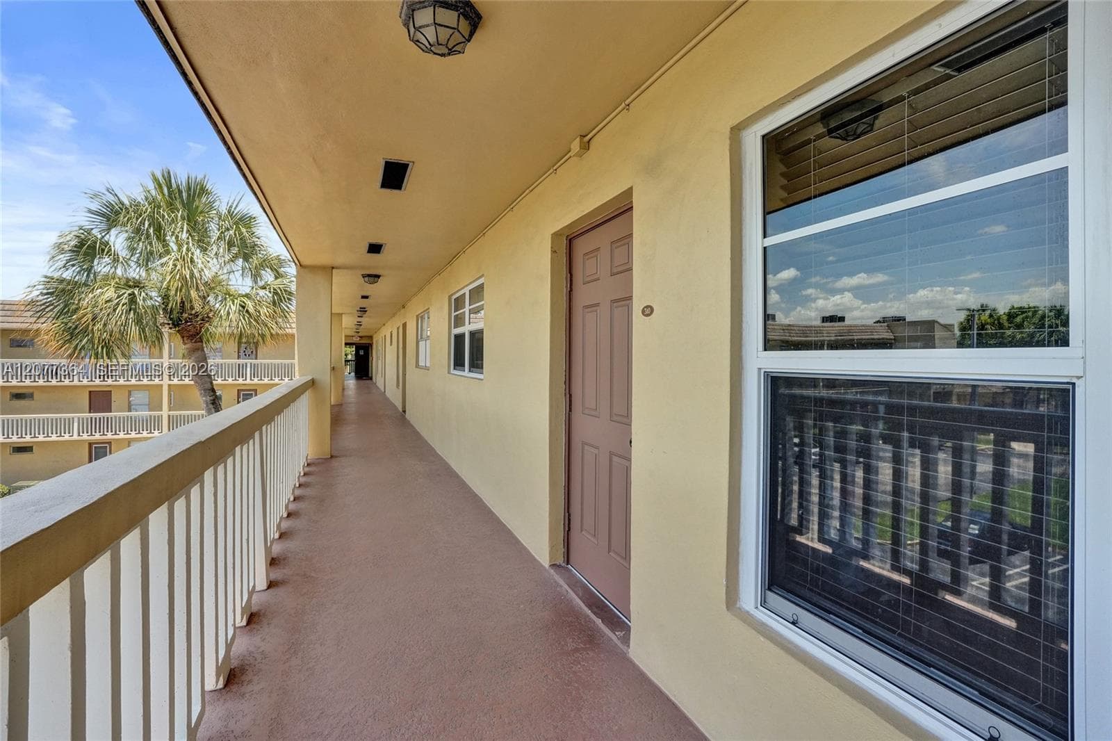 5961 NW 61st Ave # 310, Tamarac, FL 33319 — zdjęcie 4