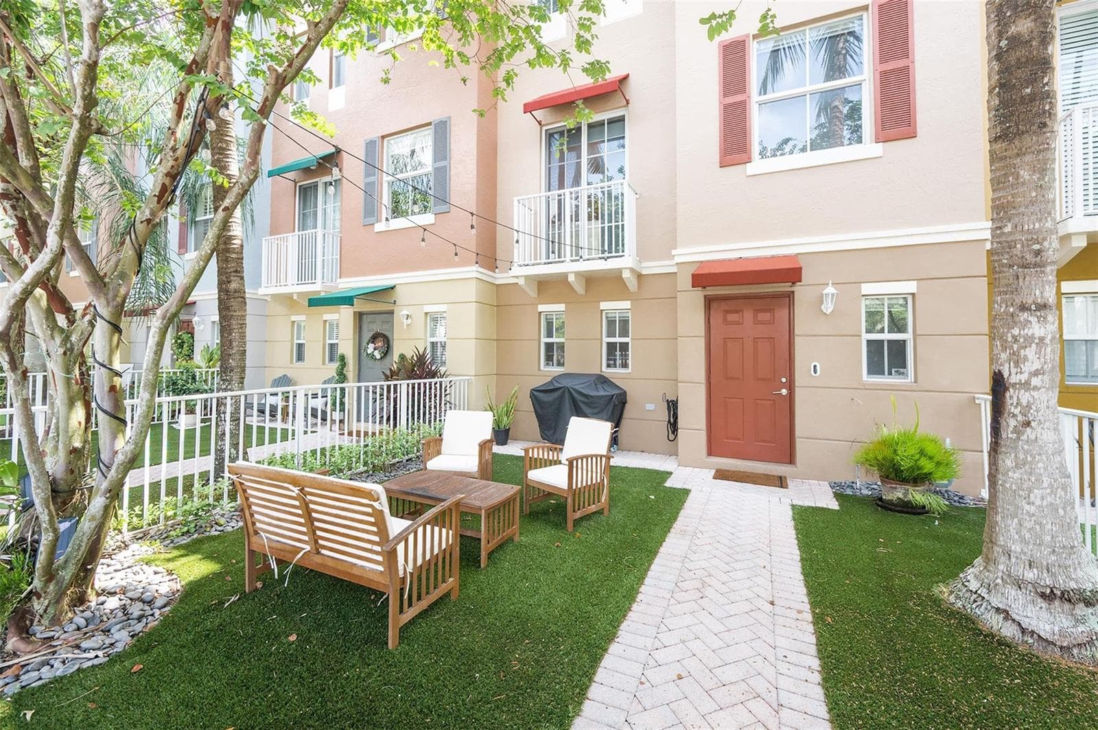 540 NE 7TH Avenue # 1, Fort Lauderdale, FL 33301