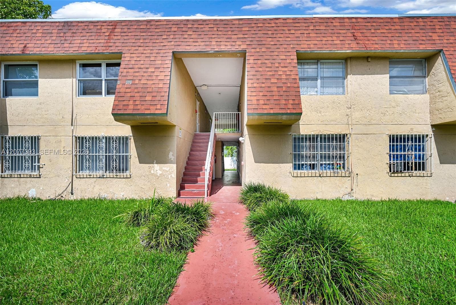 220 NW 107th Ave # 204, Miami, FL 33172