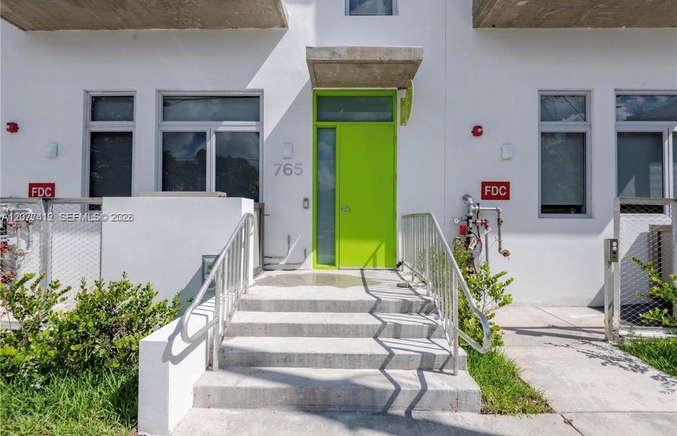 765 NW 1st St # 301, Miami, FL 33128 — zdjęcie 2