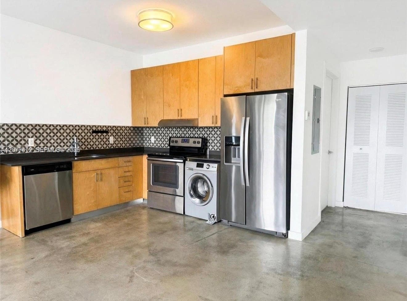 765 NW 1st St # 301, Miami, FL 33128 — zdjęcie 4