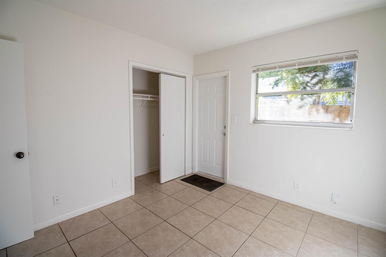 835 SW 4TH Street # #3, Fort Lauderdale, FL 33312 — zdjęcie 2