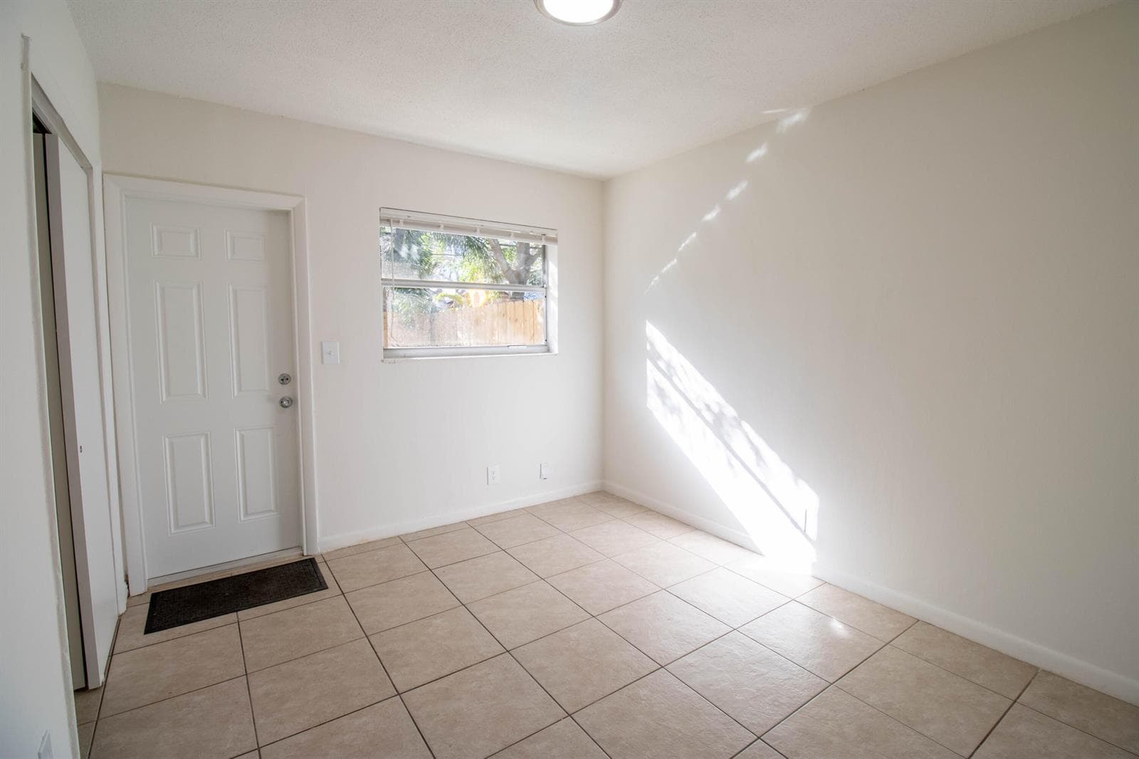 835 SW 4TH Street # #3, Fort Lauderdale, FL 33312