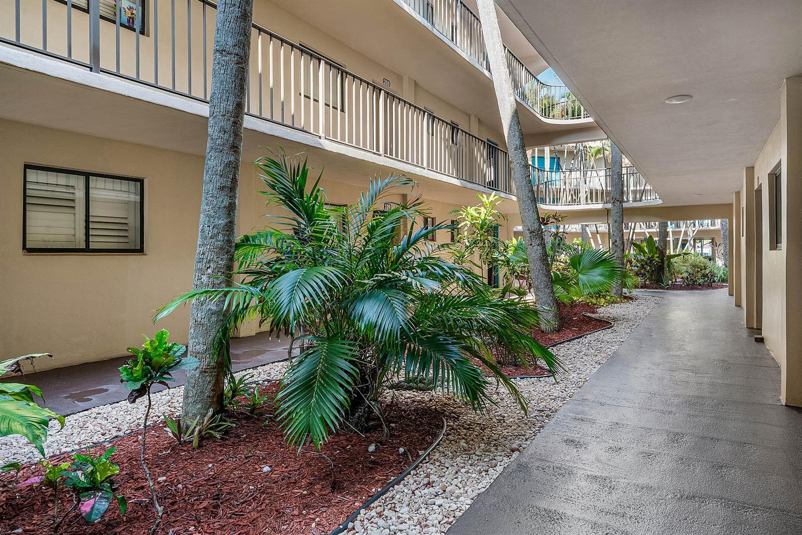 5190 LAS VERDES Circle # 105, Delray Beach, FL 33484 — zdjęcie 2
