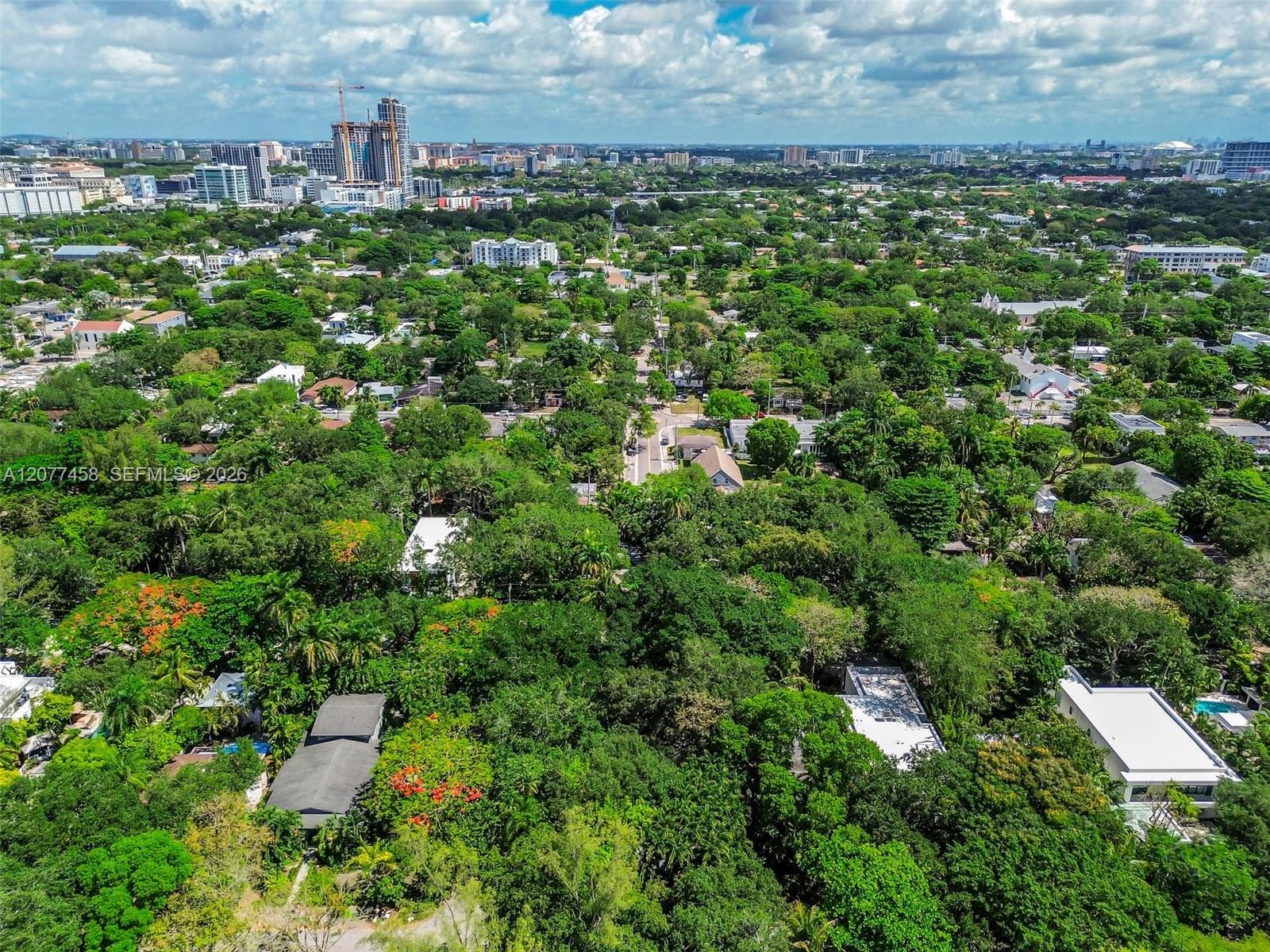 3595 Avocado Ave, Miami, FL 33133 — zdjęcie 3