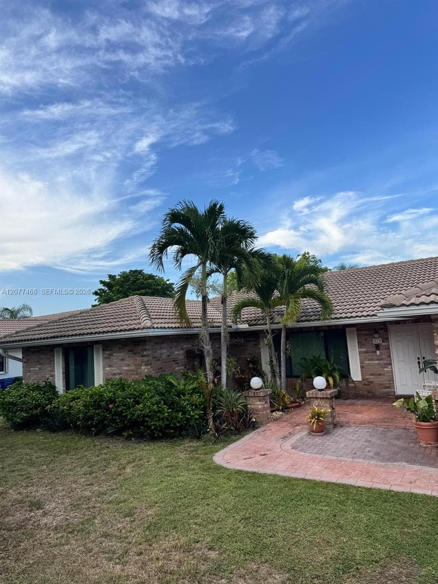 913 NW 110th Ln, Coral Springs, FL 33071 — zdjęcie 3