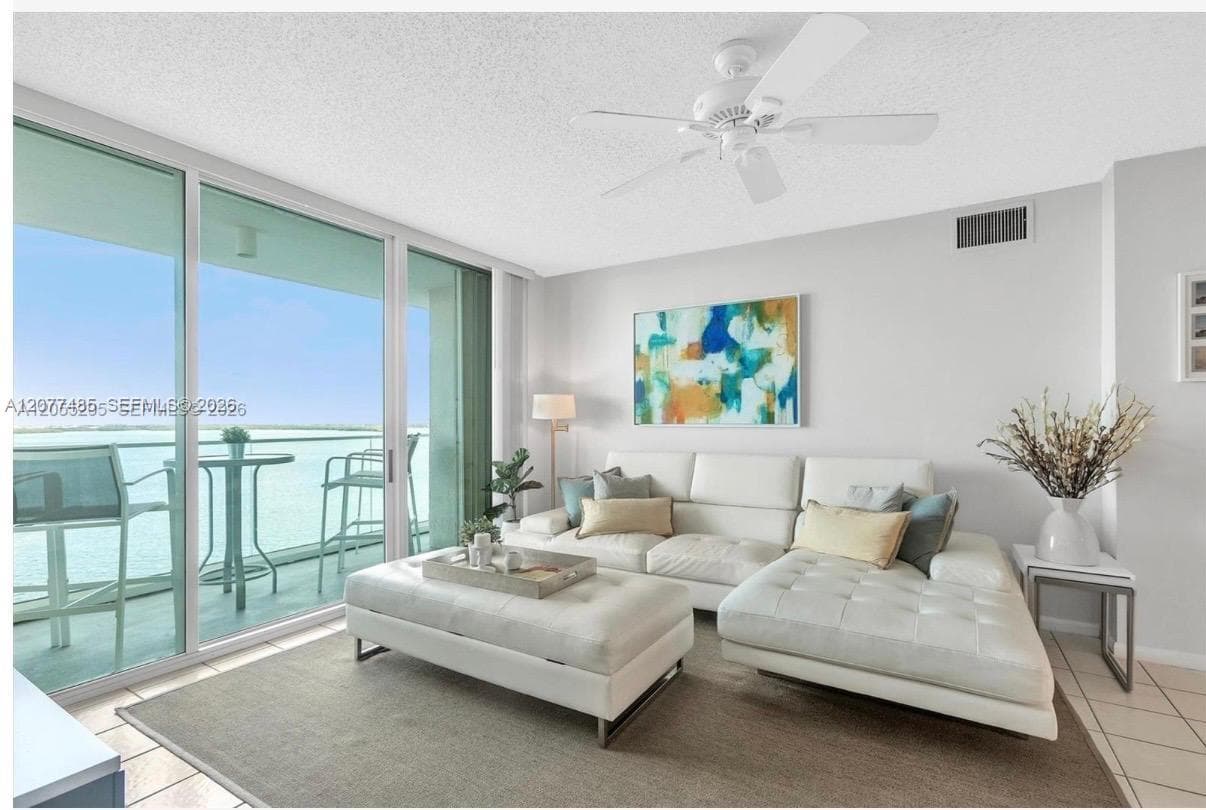 800 Claughton Island Dr. # 1204, Miami, FL 33131 — zdjęcie 2