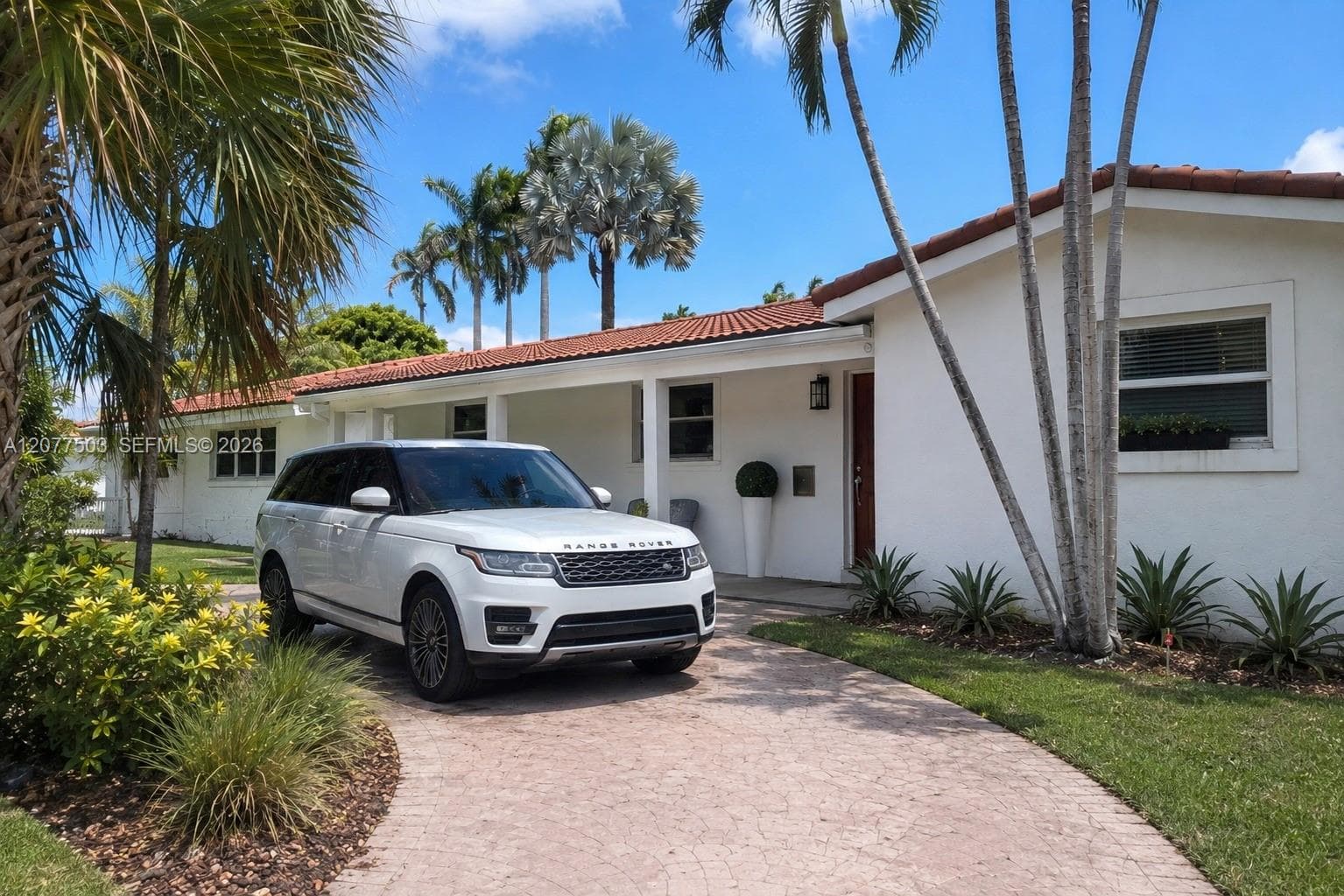 909 N 13th Ct, Hollywood, FL 33019