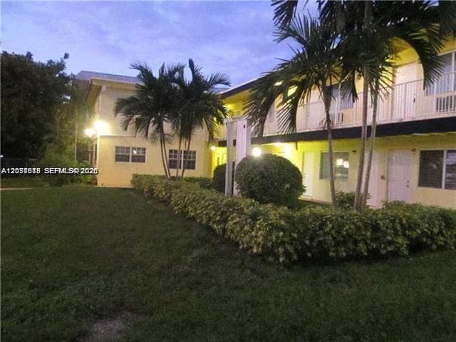 16851 NE 21st Ave # 7, North Miami Beach, FL 33162 — zdjęcie 2