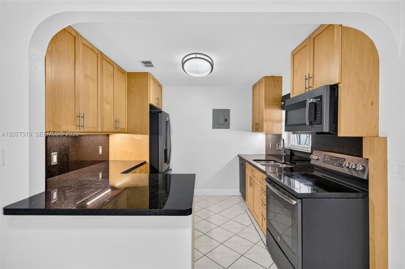 2061 SW 38th Ave, Fort Lauderdale, FL 33312 — zdjęcie 4