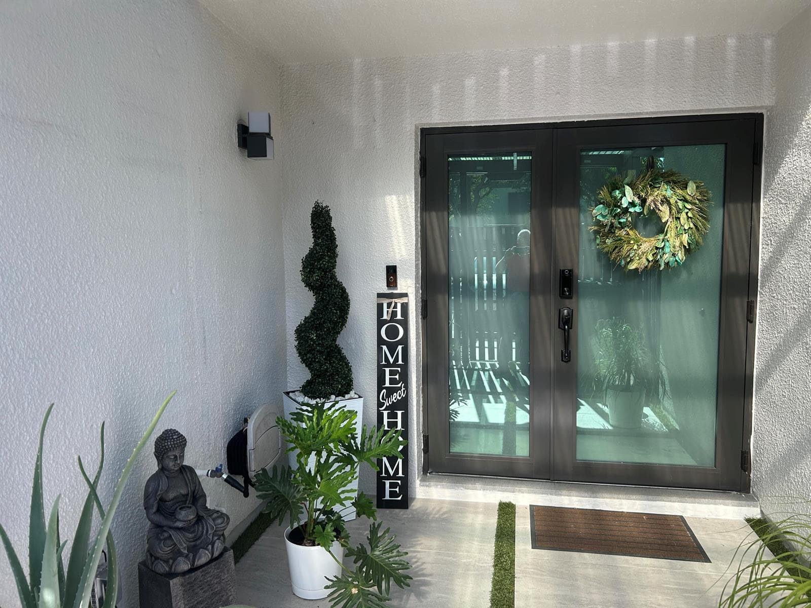 1390 E GOLFVIEW Drive, Pembroke Pines, FL 33026 — zdjęcie 4