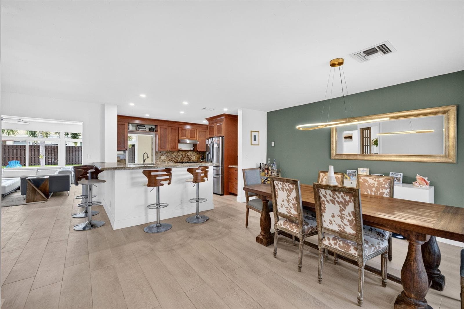 520 SE 14TH Street, Pompano Beach, FL 33060 — zdjęcie 2