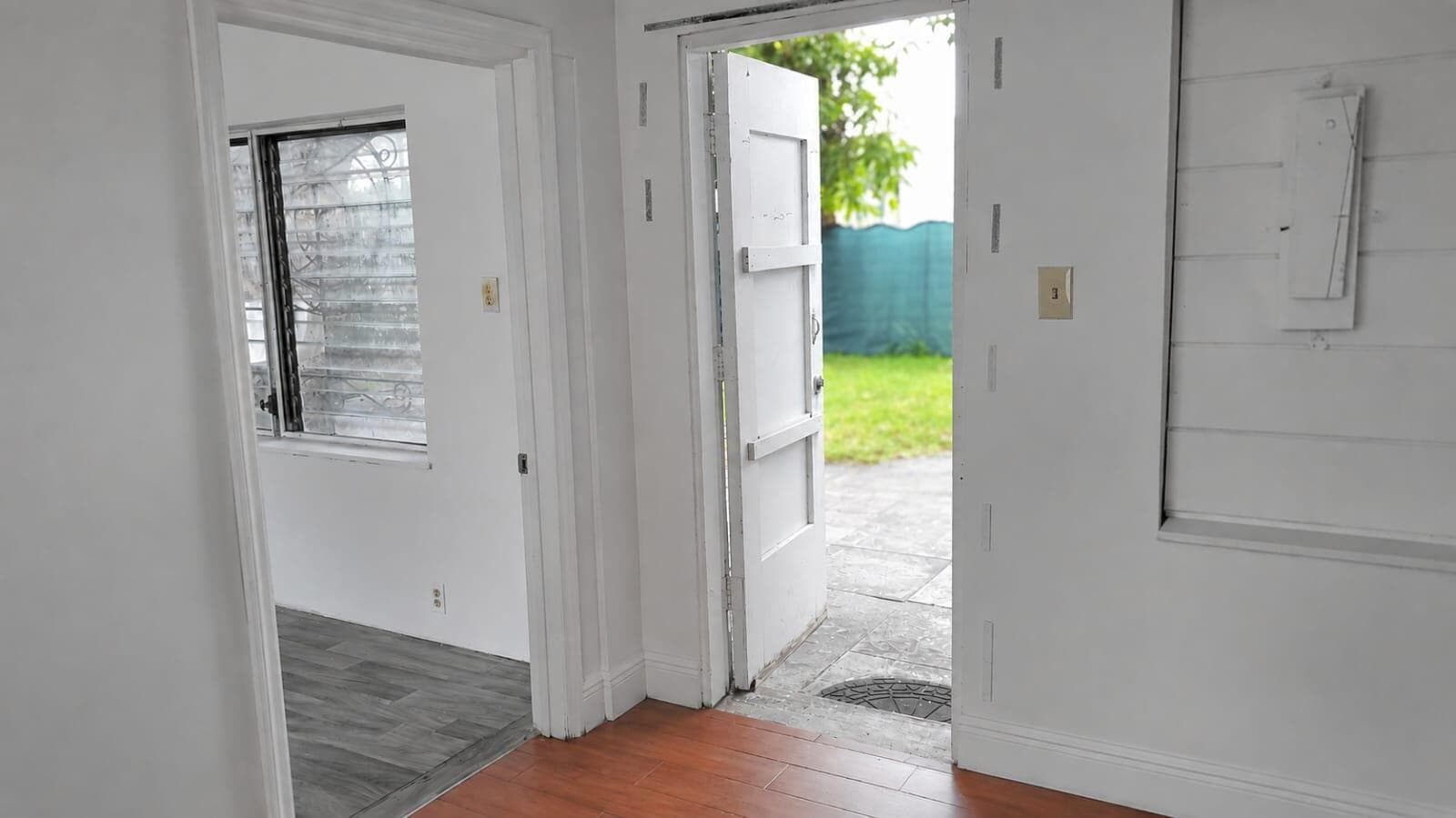 1735 JACKSON Street # REAR, Hollywood, FL 33020 — zdjęcie 5