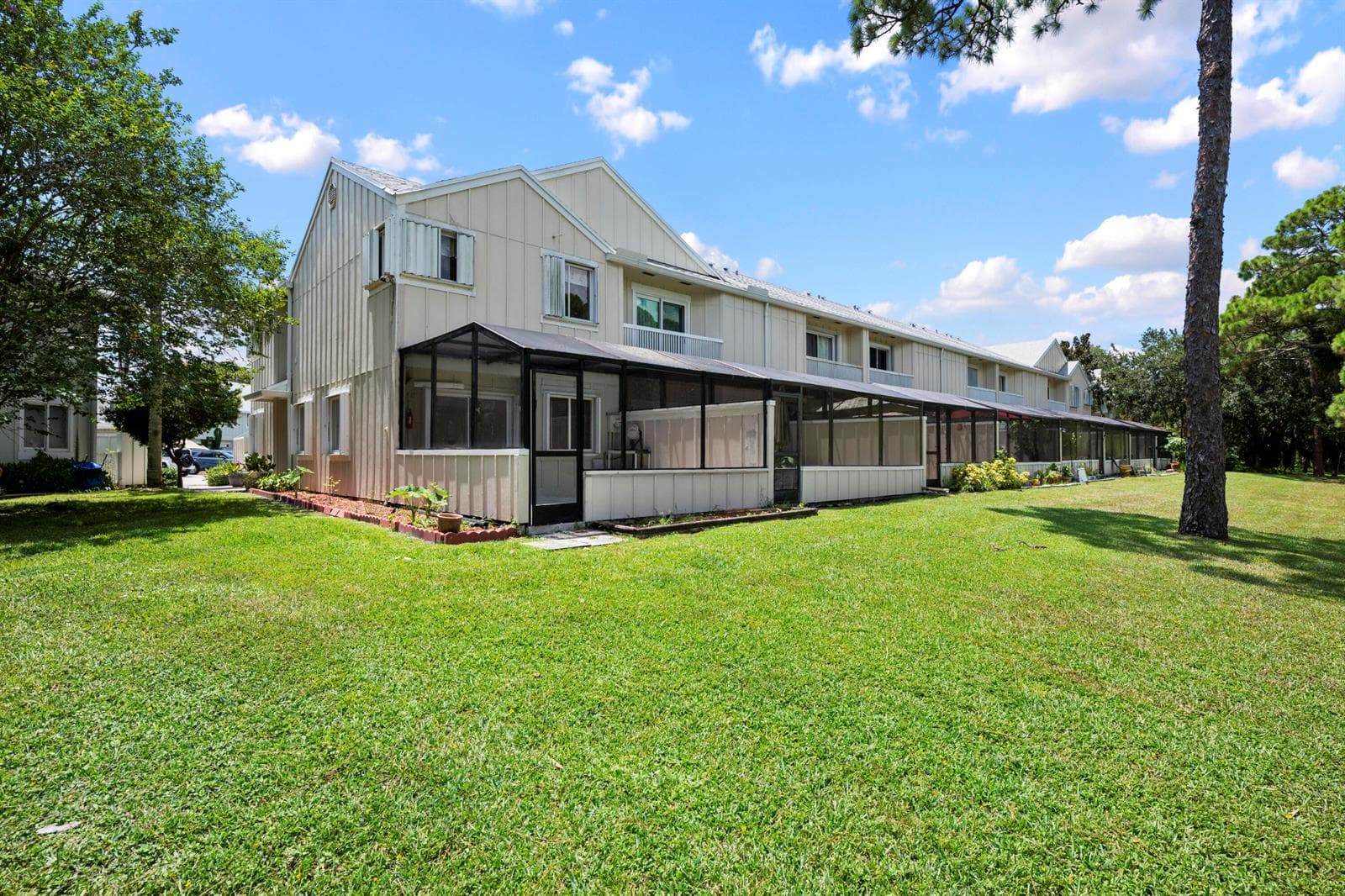 6151 Riverwalk Lane # Unit 8, Jupiter, FL 33458