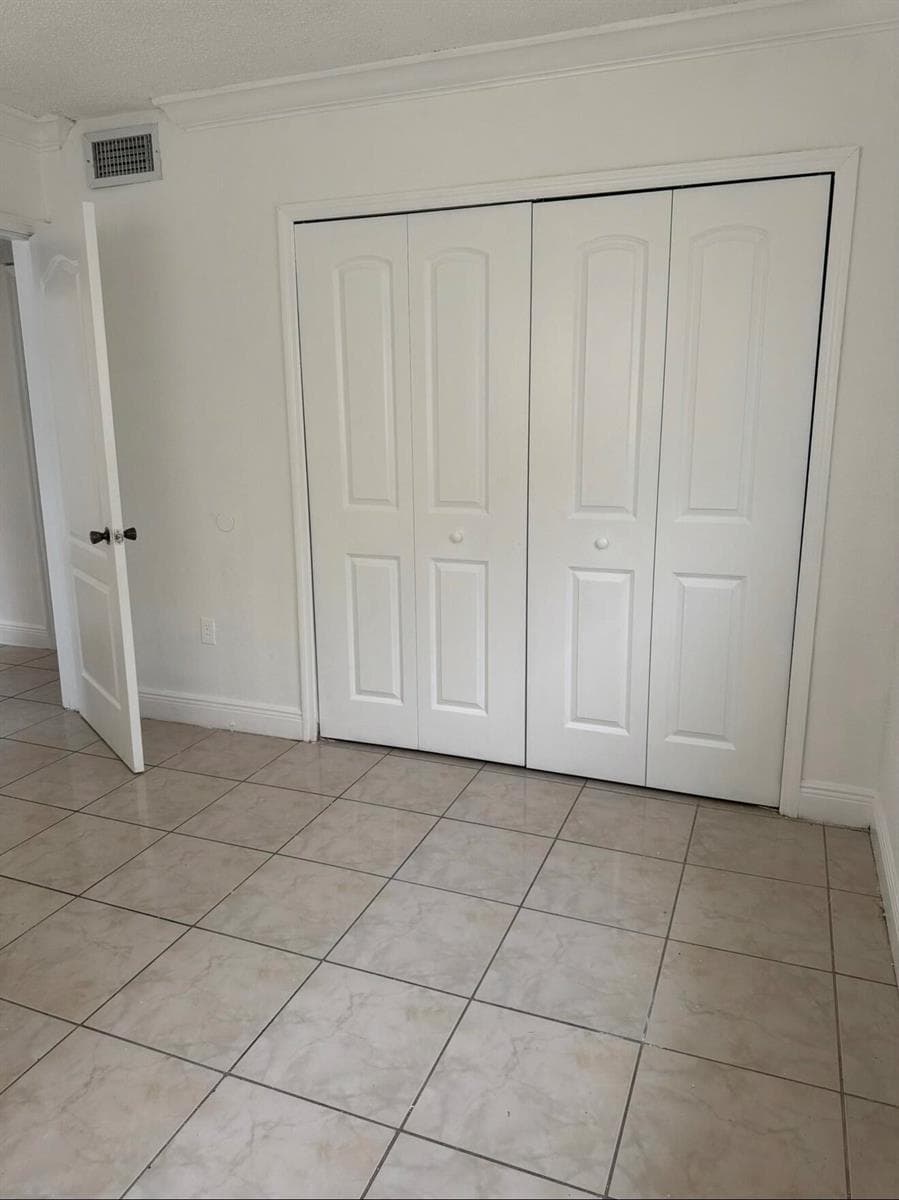 16118 NE 21ST Avenue # 5, North Miami Beach, FL 33162 — zdjęcie 3