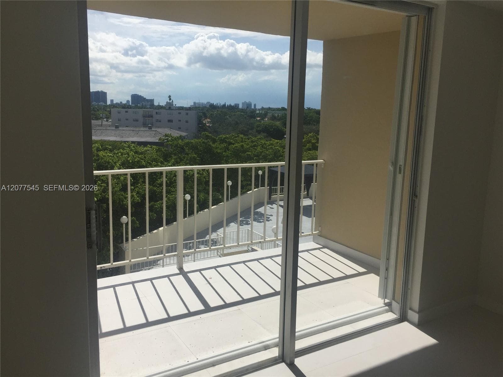 6900 Bay Dr # 5A, Miami Beach, FL 33141 — zdjęcie 2