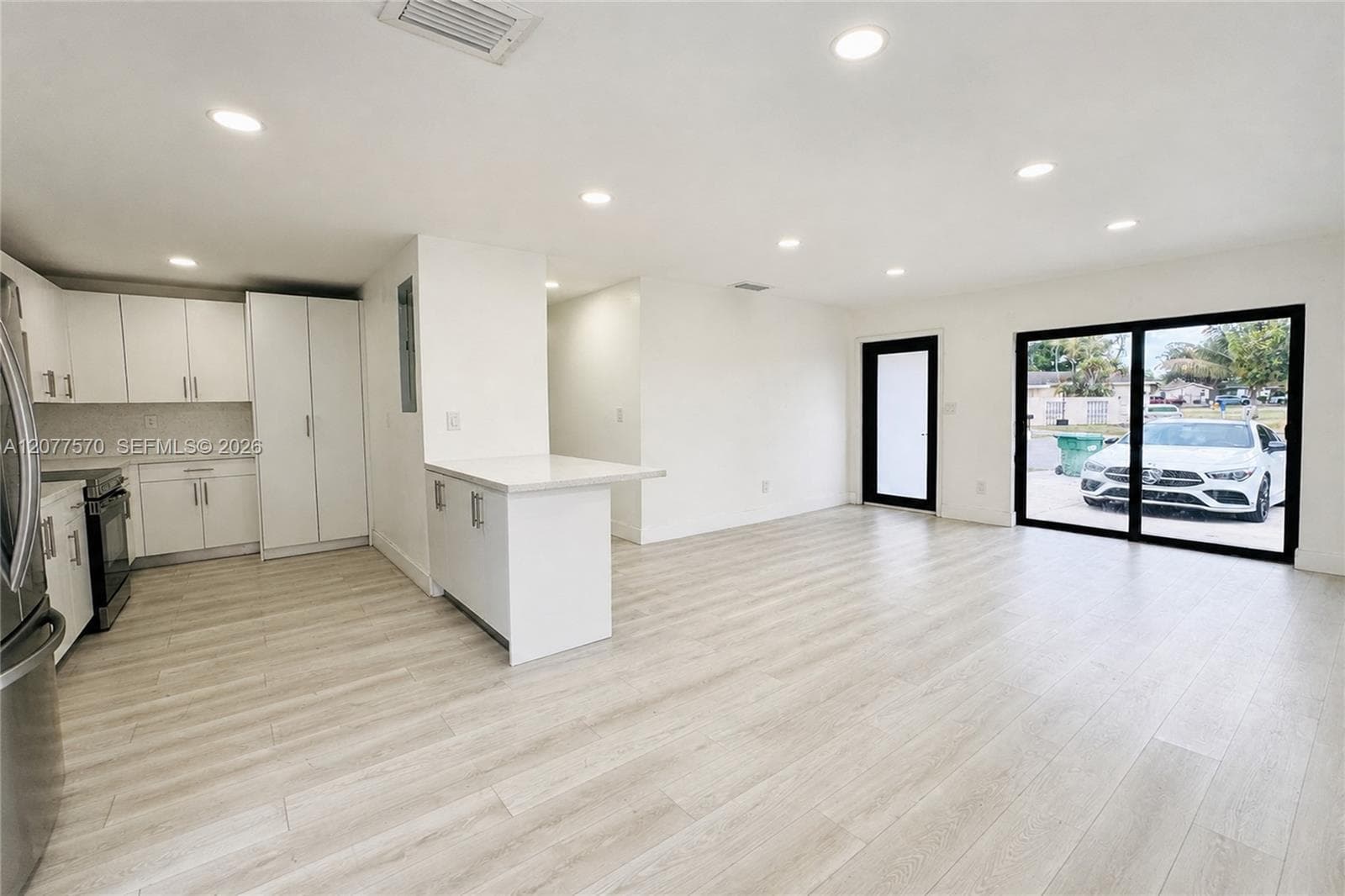 2983 NW 191st Ter, Miami Gardens, FL 33056 — zdjęcie 2