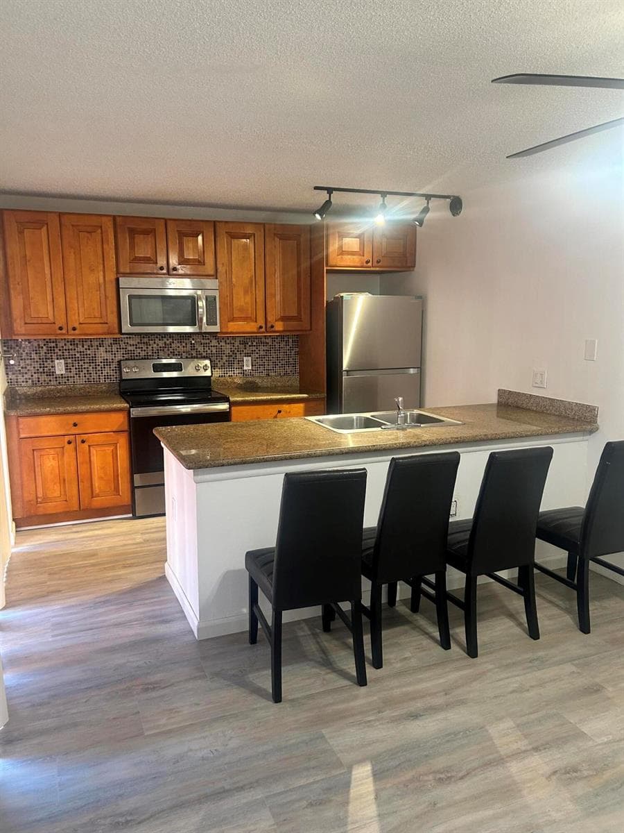 804 BLUE RIDGE Circle, West Palm Beach, FL 33409 — zdjęcie 4