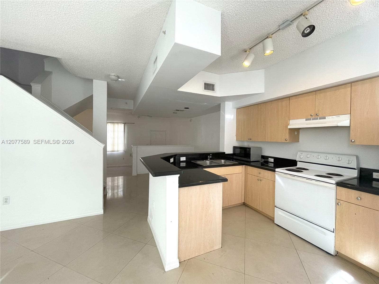 2831 NE 185th St # 603, Aventura, FL 33180 — zdjęcie 5