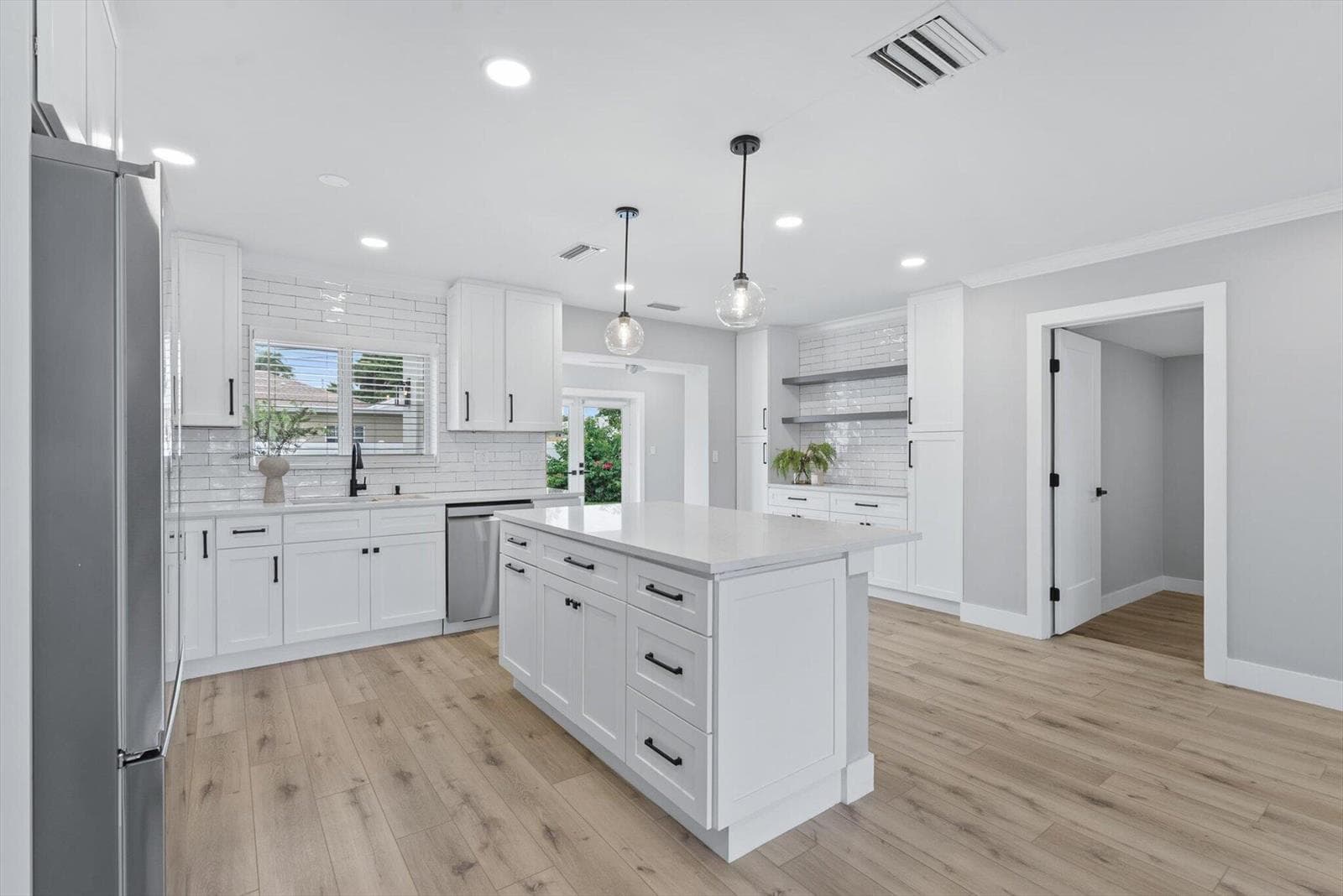 2775 NE 5TH Avenue, Boca Raton, FL 33431 — zdjęcie 2