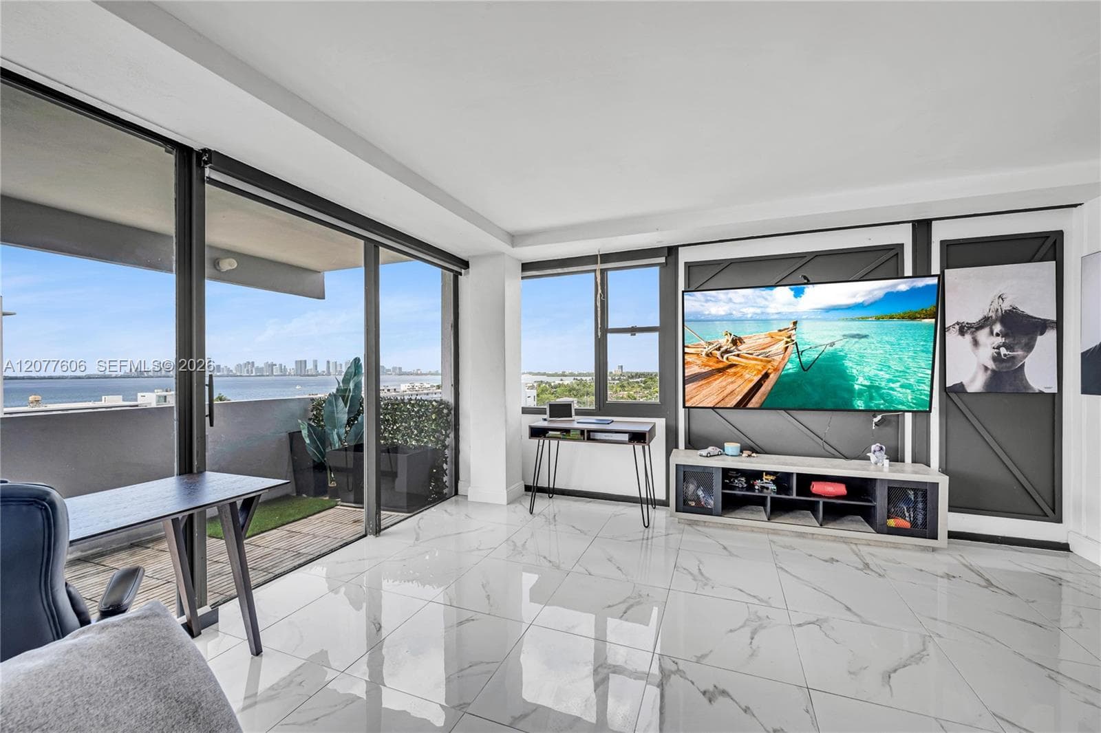 7545 E Treasure Dr # 9A, North Bay Village, FL 33141 — zdjęcie 2