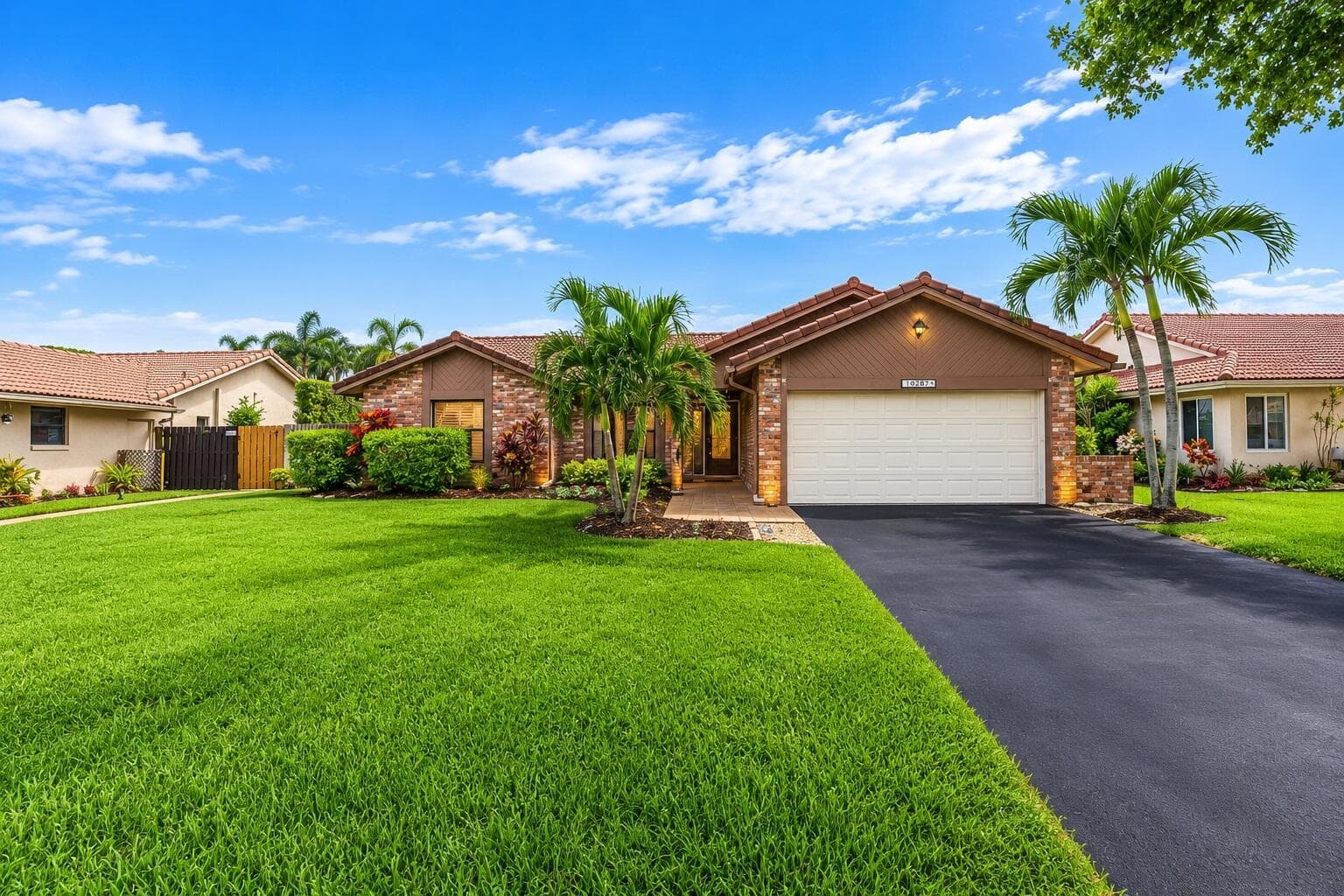 10666 NW 2ND Place, Coral Springs, FL 33071 — zdjęcie 2