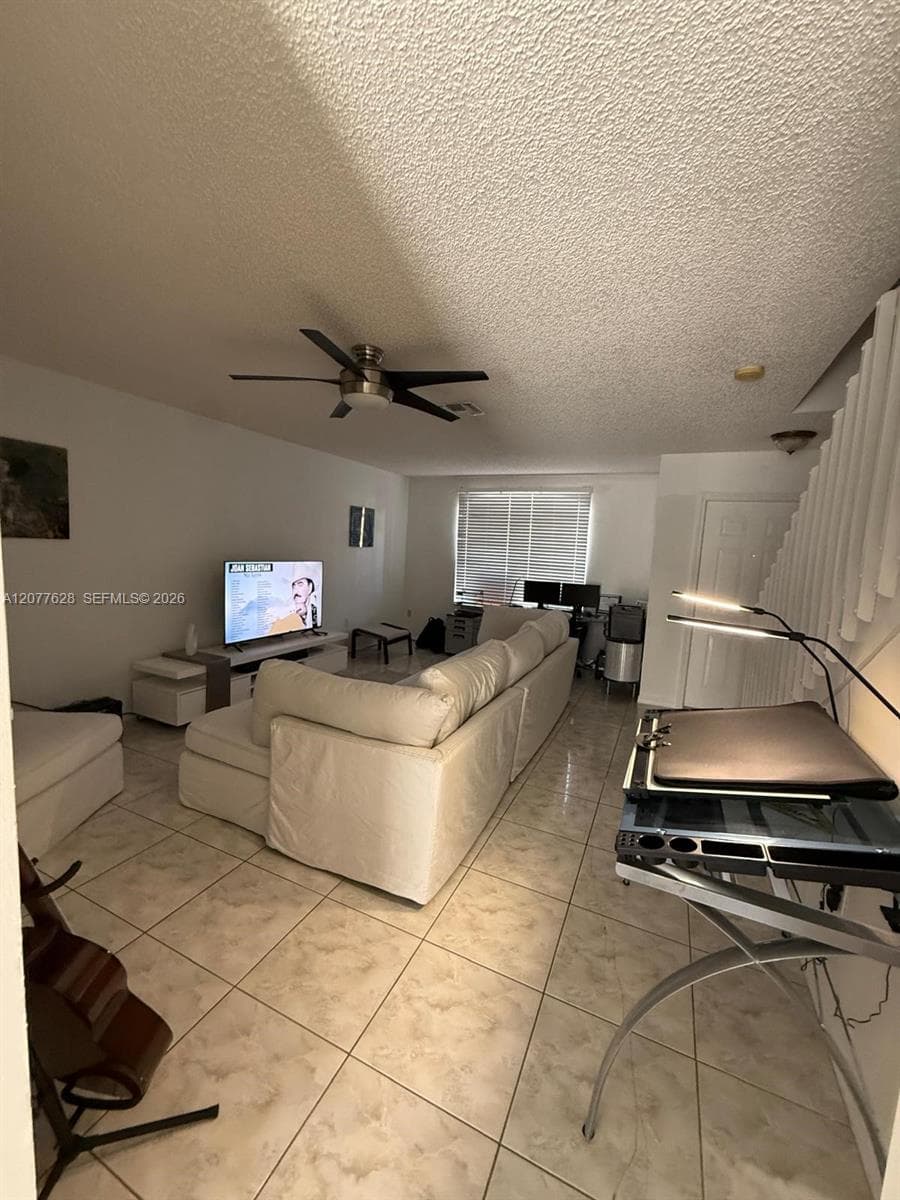 7055 NW 173rd Dr # 1503, Hialeah, FL 33015 — zdjęcie 5