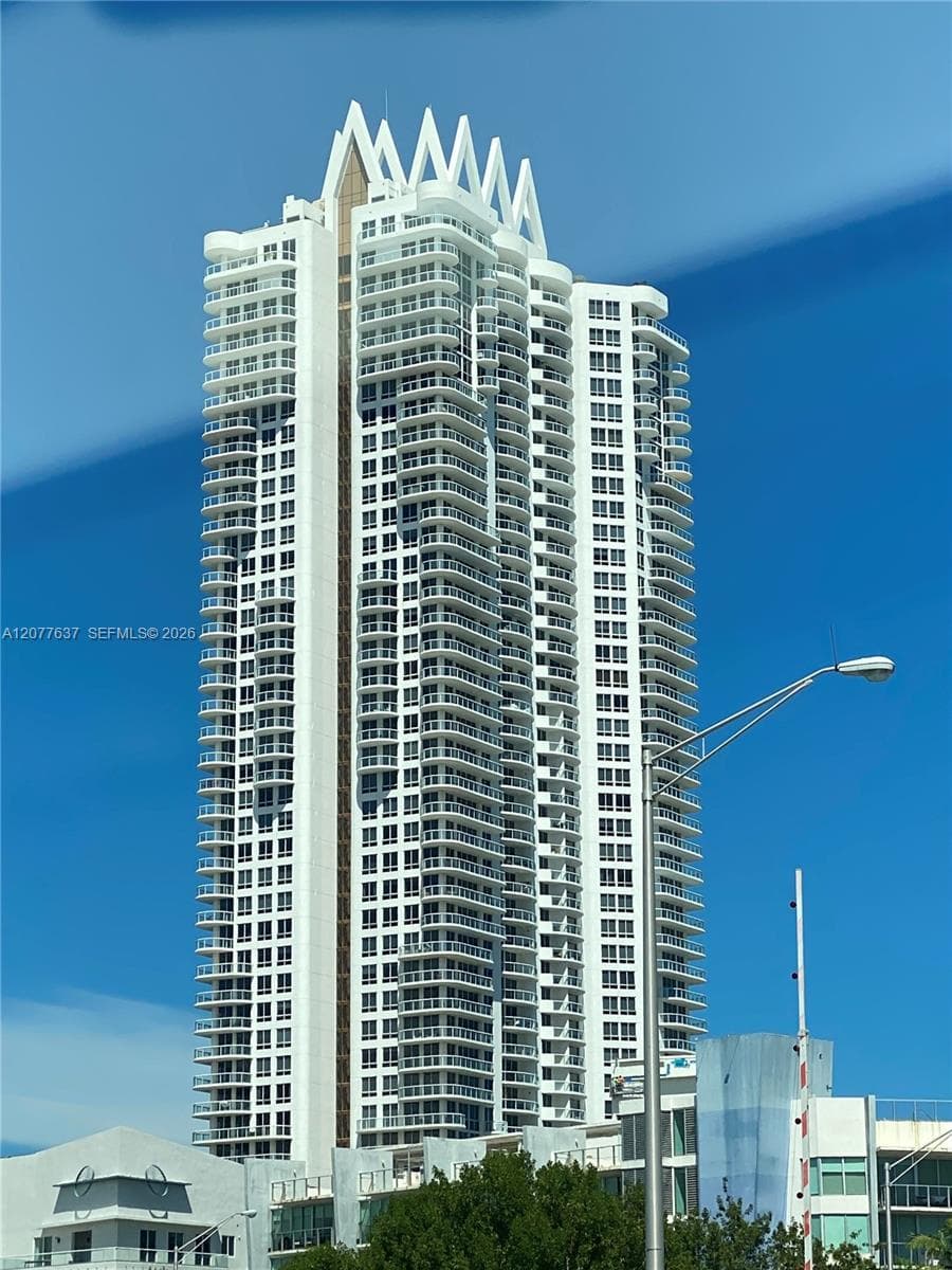 6365 Collins Ave # 2005, Miami Beach, FL 33141
