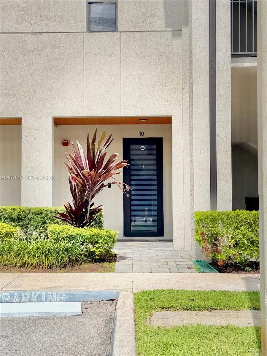 10455 NW 82nd St # 10, Doral, FL 33178 — zdjęcie 4