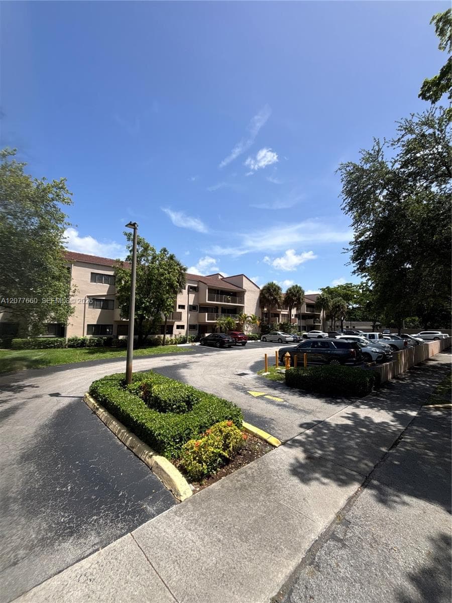 6305 Gage Pl # 309A, Miami Lakes, FL 33014 — zdjęcie 3