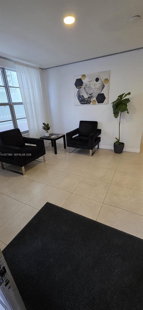 1130 11th St # 5H, Miami Beach, FL 33139 — zdjęcie 4