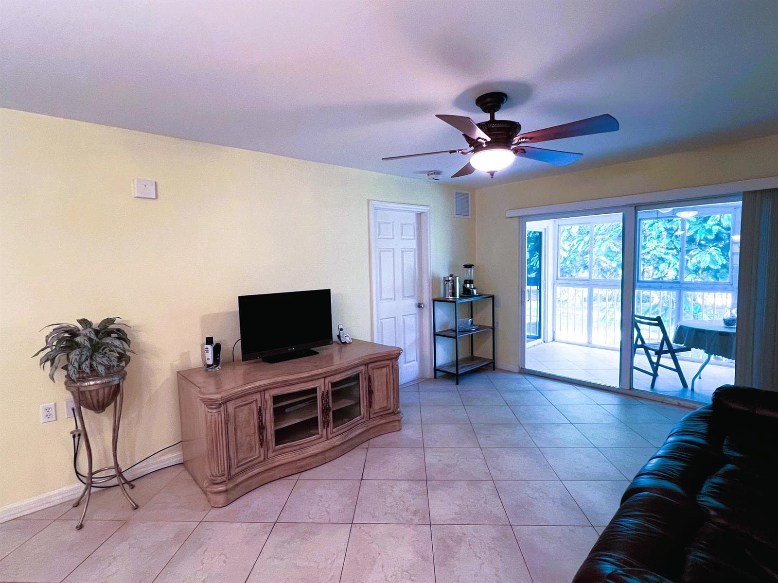 1105 Bahama Bend # A2, Coconut Creek, FL 33066 — zdjęcie 4