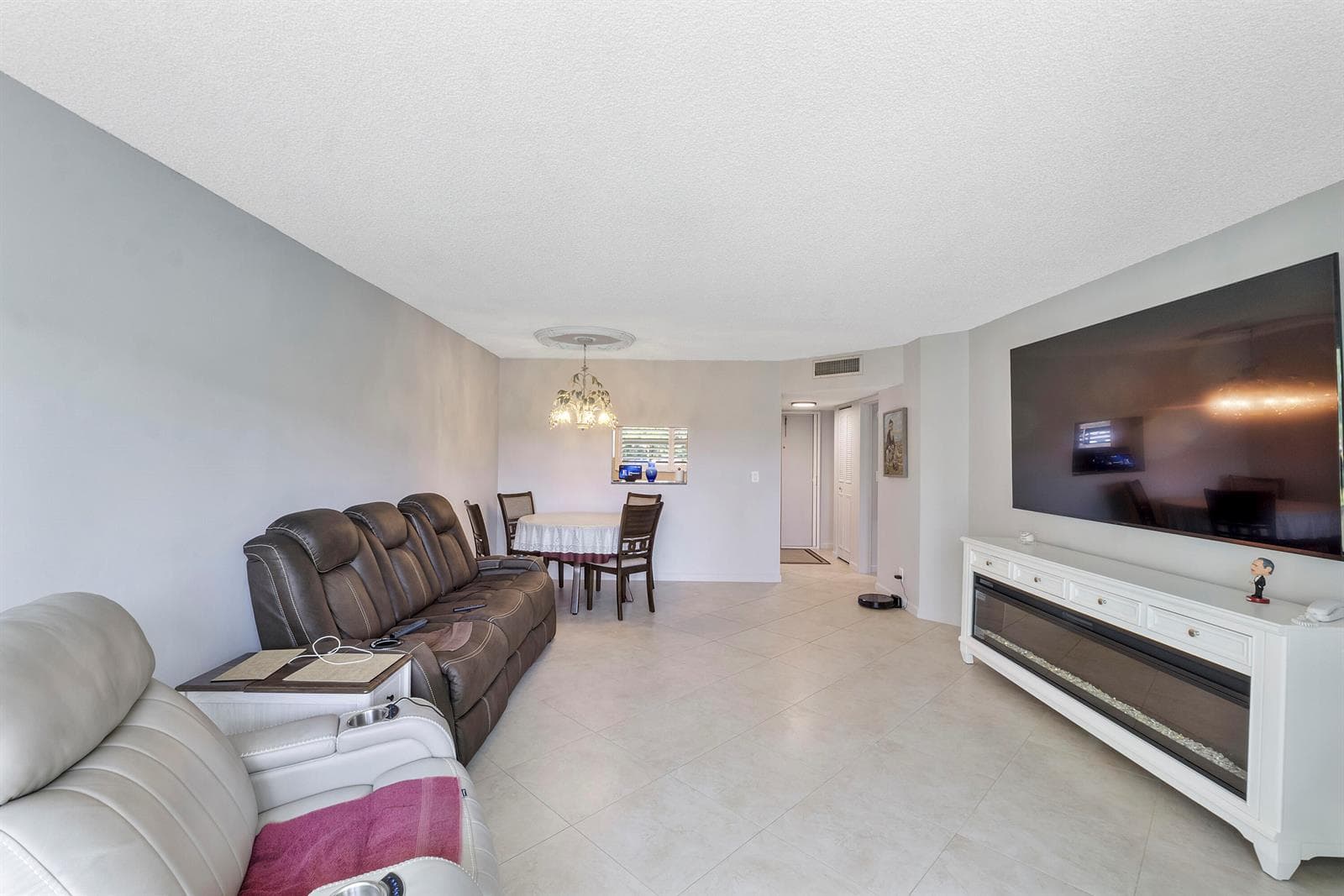 3590 Via Poinciana # 107, Lake Worth, FL 33467 — zdjęcie 3