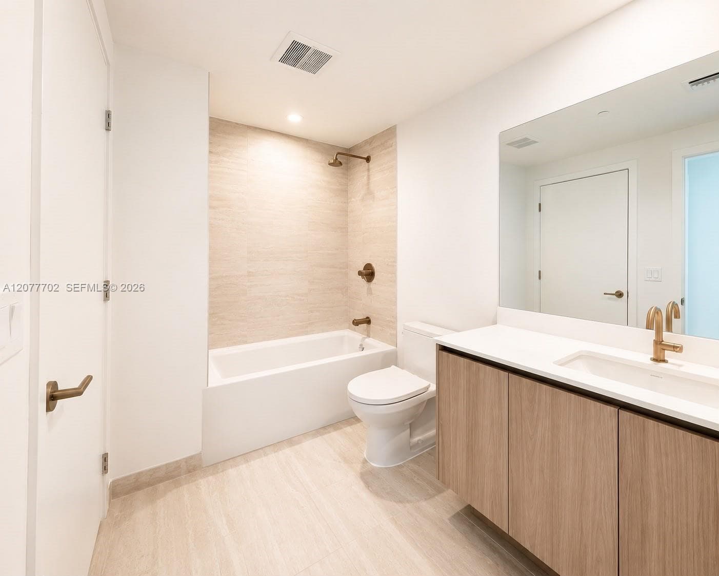 77 SE 5th St # 1903, Miami, FL 33131 — zdjęcie 4