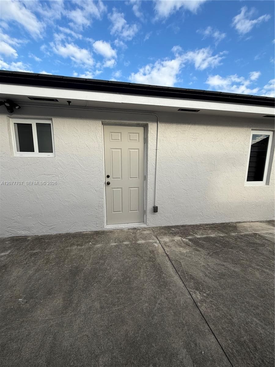 2658 W 74th Ter, Hialeah, FL 33016 — zdjęcie 3