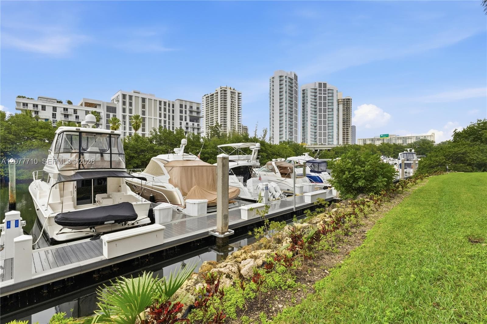 3500 Mystic Pointe Dr # 104, Aventura, FL 33180 — zdjęcie 2