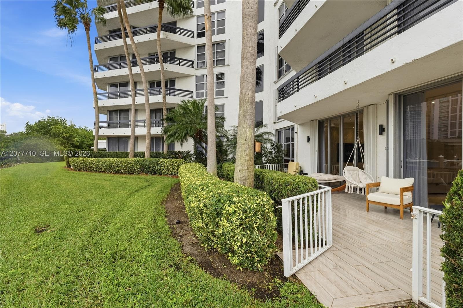3500 Mystic Pointe Dr # 104, Aventura, FL 33180 — zdjęcie 3
