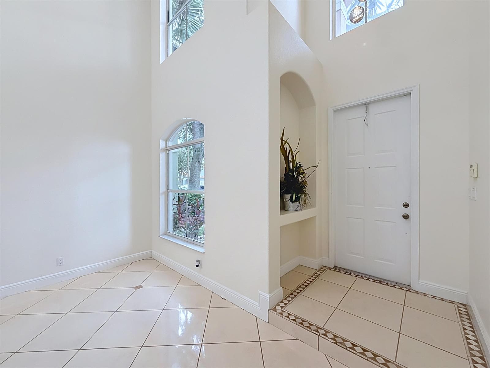 6657 LURAIS Drive, Lake Worth, FL 33463 — zdjęcie 3