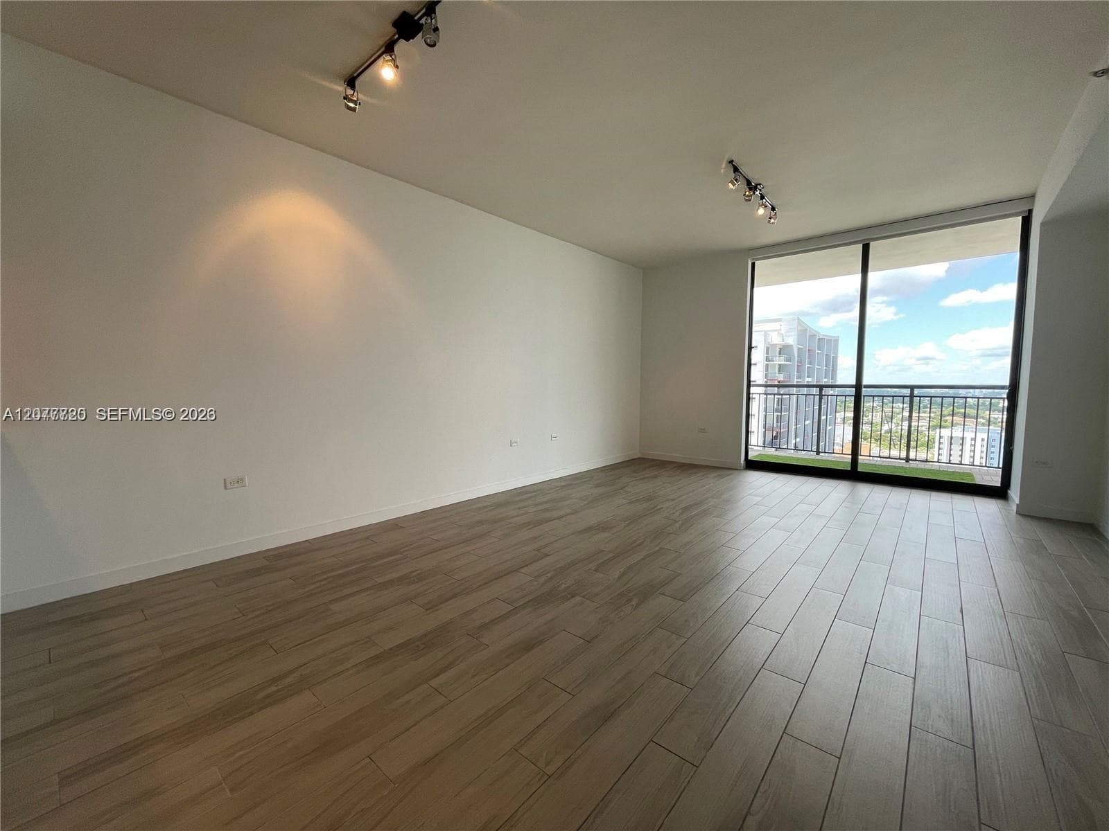 999 SW 1st Ave # 2109, Miami, FL 33130 — zdjęcie 3