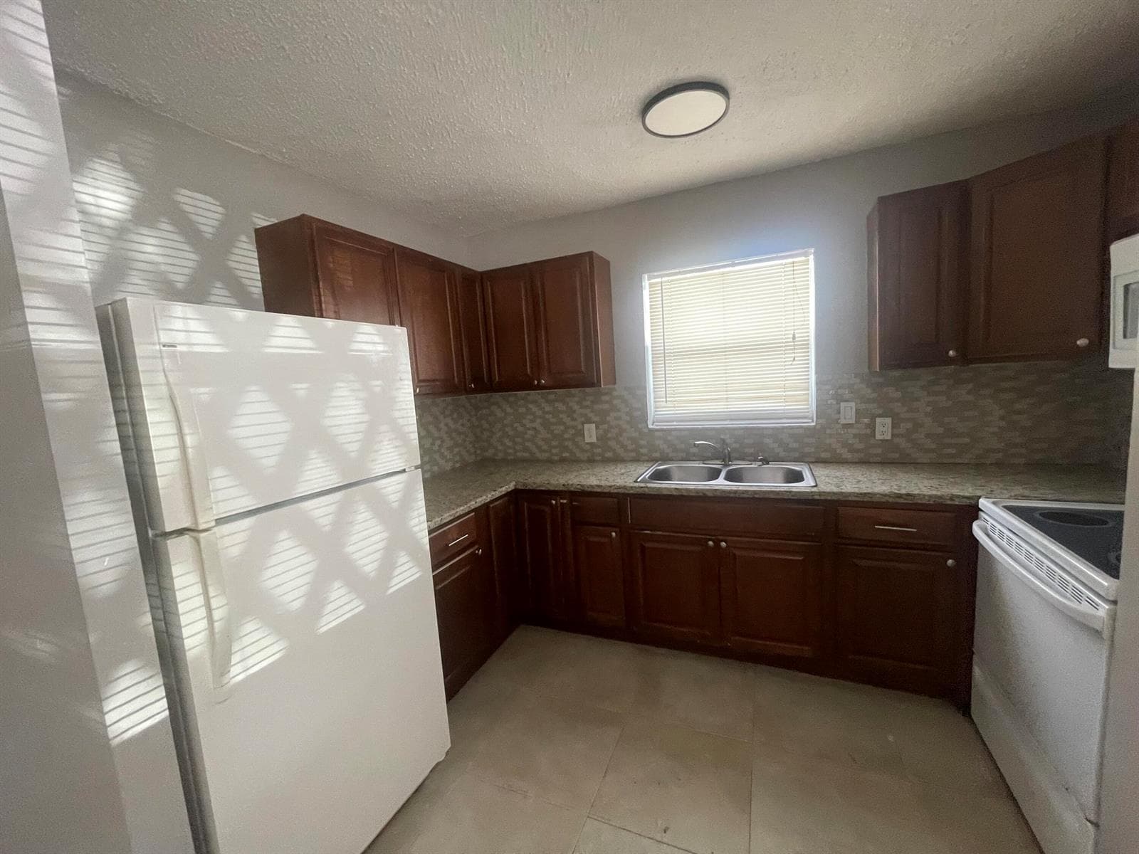 3361 NE 16TH Avenue # 1, Oakland Park, FL 33334 — zdjęcie 3