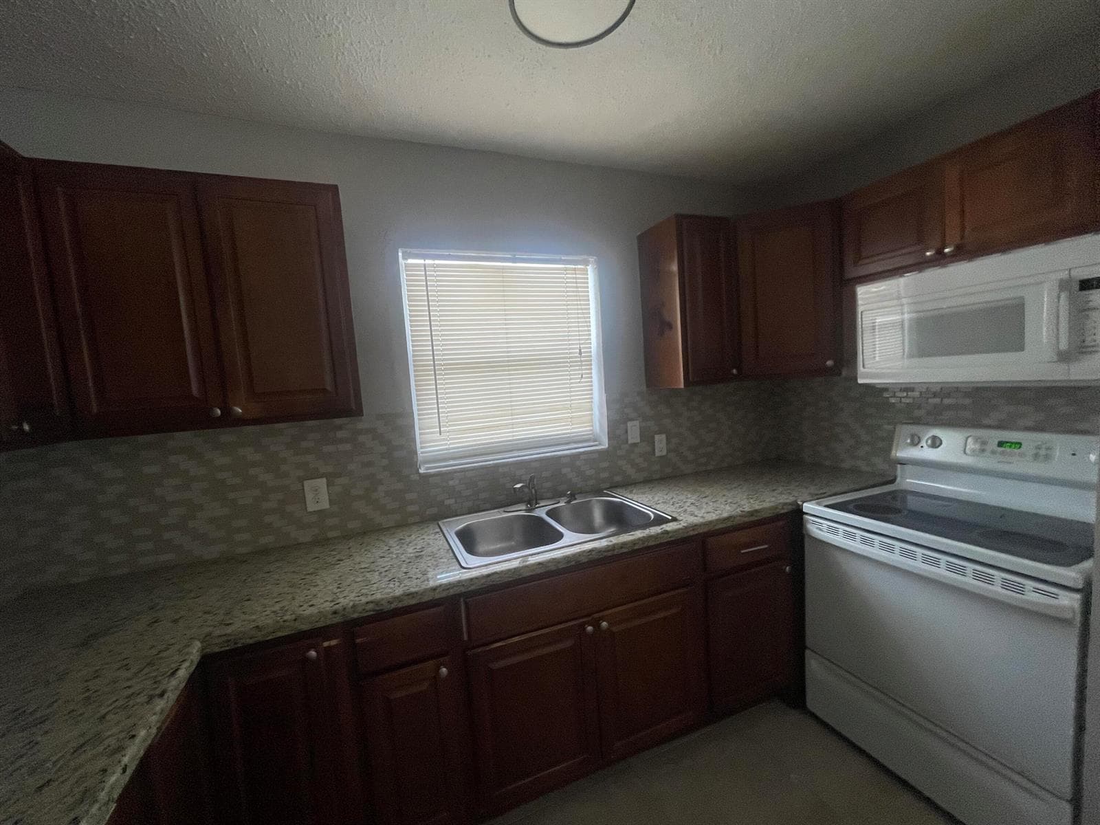 3361 NE 16TH Avenue # 1, Oakland Park, FL 33334 — zdjęcie 5